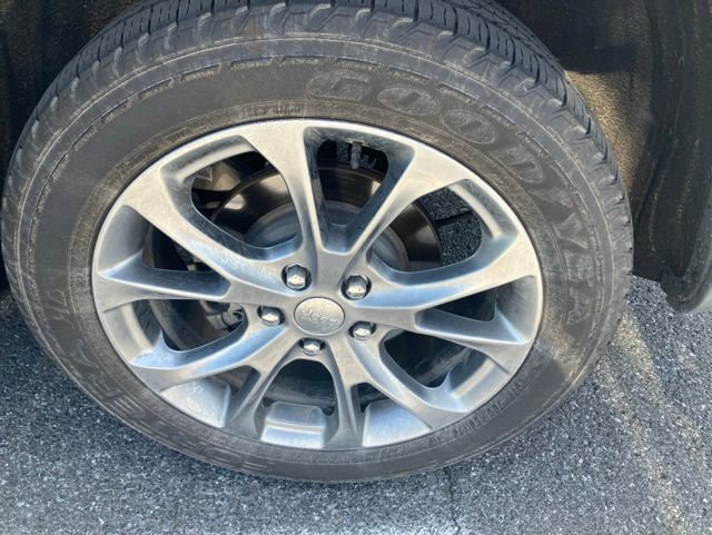 Used 2019 Jeep Grand Cherokee Summit w/ Platinum Series Group AWD/4WD image 8