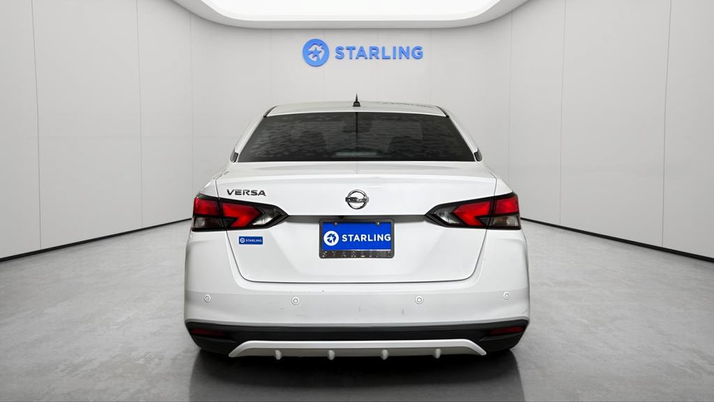 Used 2020 Nissan Versa S FWD image 7