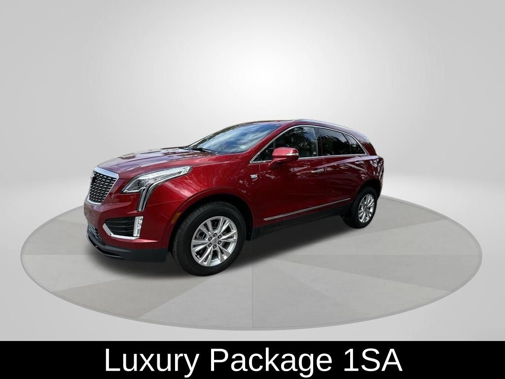 Used 2023 Cadillac XT5 Luxury image 3