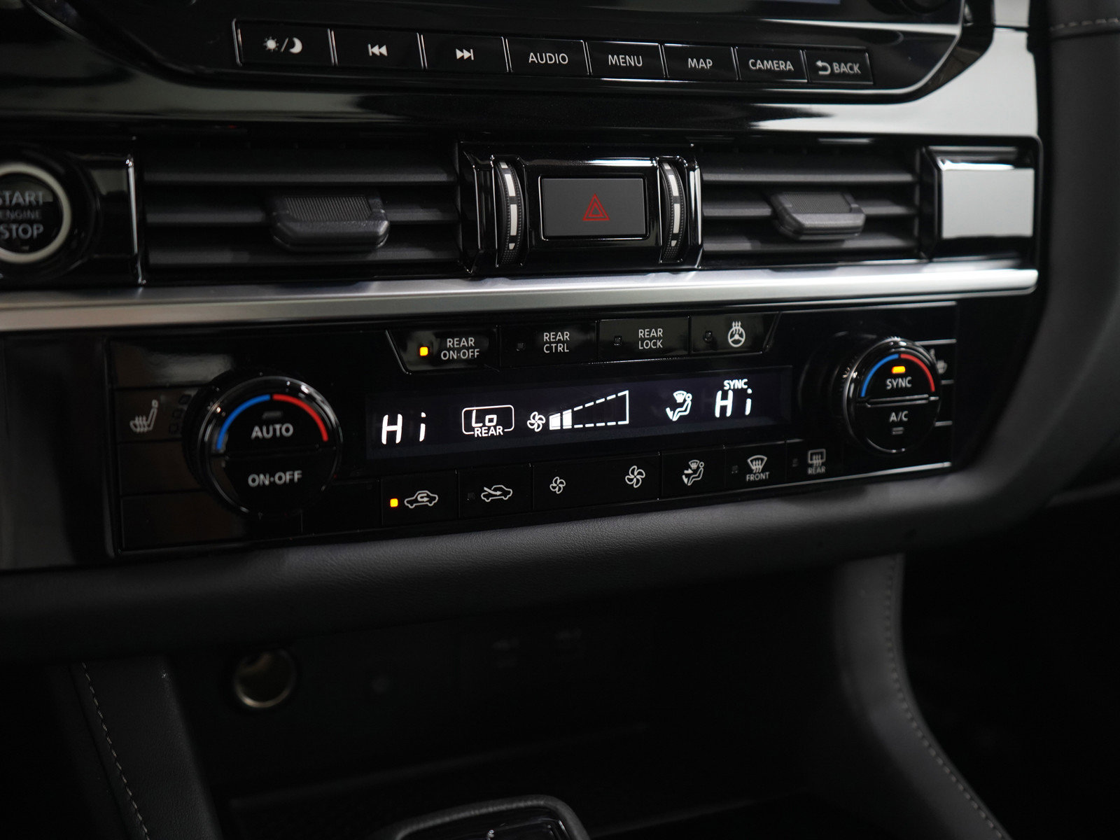 Used 2023 Nissan Pathfinder SL w/ SL Premium Package image 23