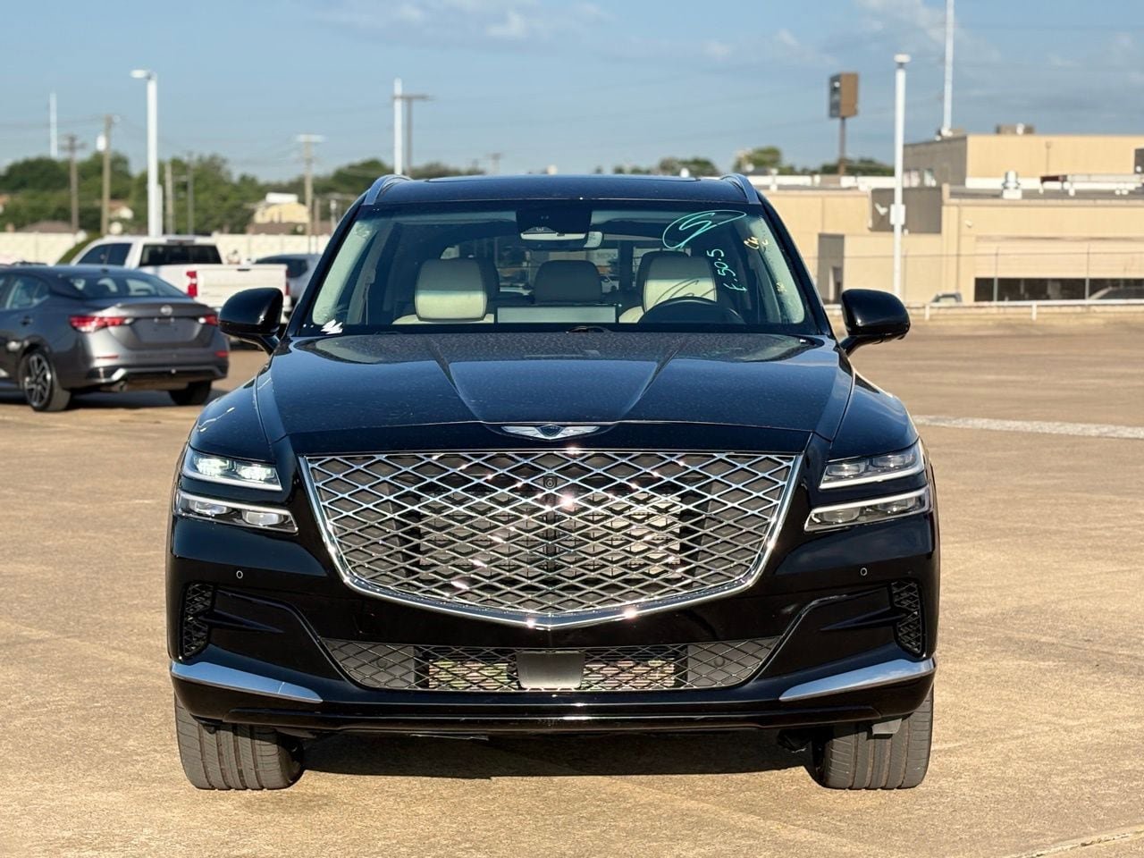 Used 2022 Genesis GV80 2.5T w/ Prestige Package 04 AWD/4WD image 2