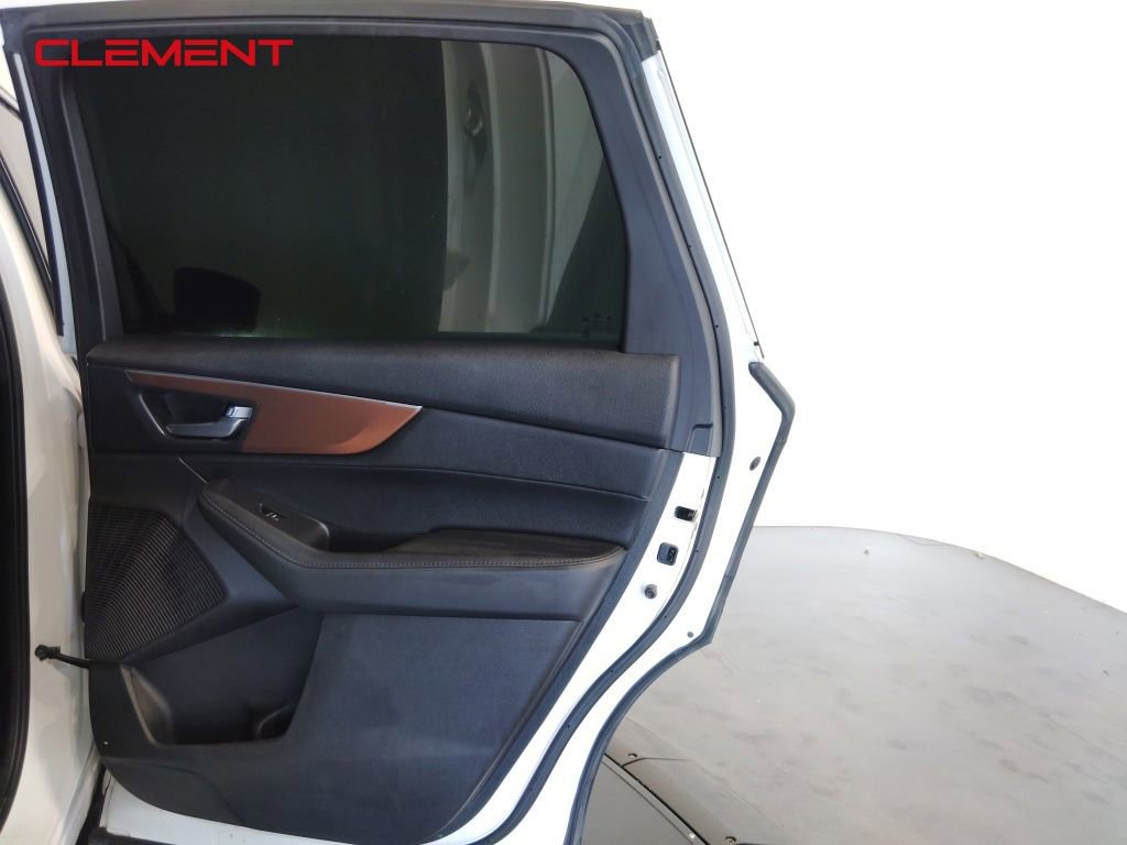 Used 2022 Acura MDX FWD image 35