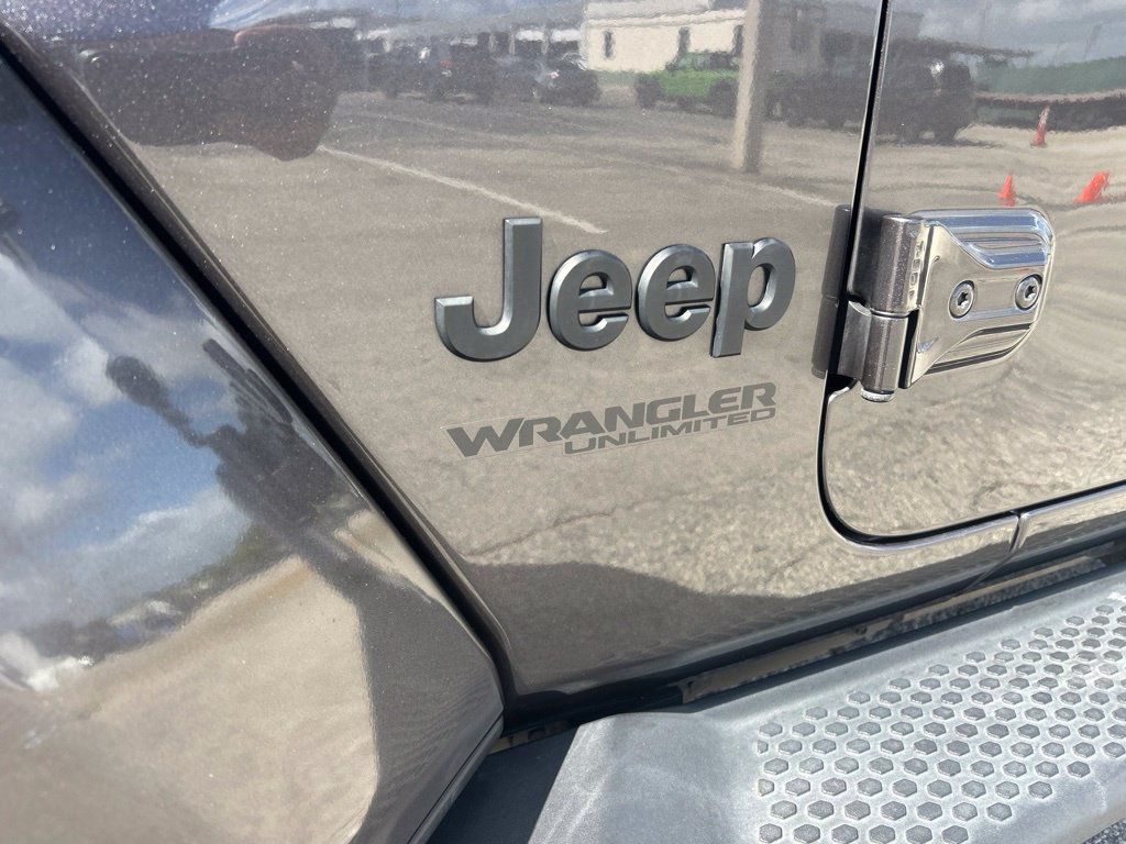 Certified 2021 Jeep Wrangler Unlimited Sahara AWD/4WD image 20