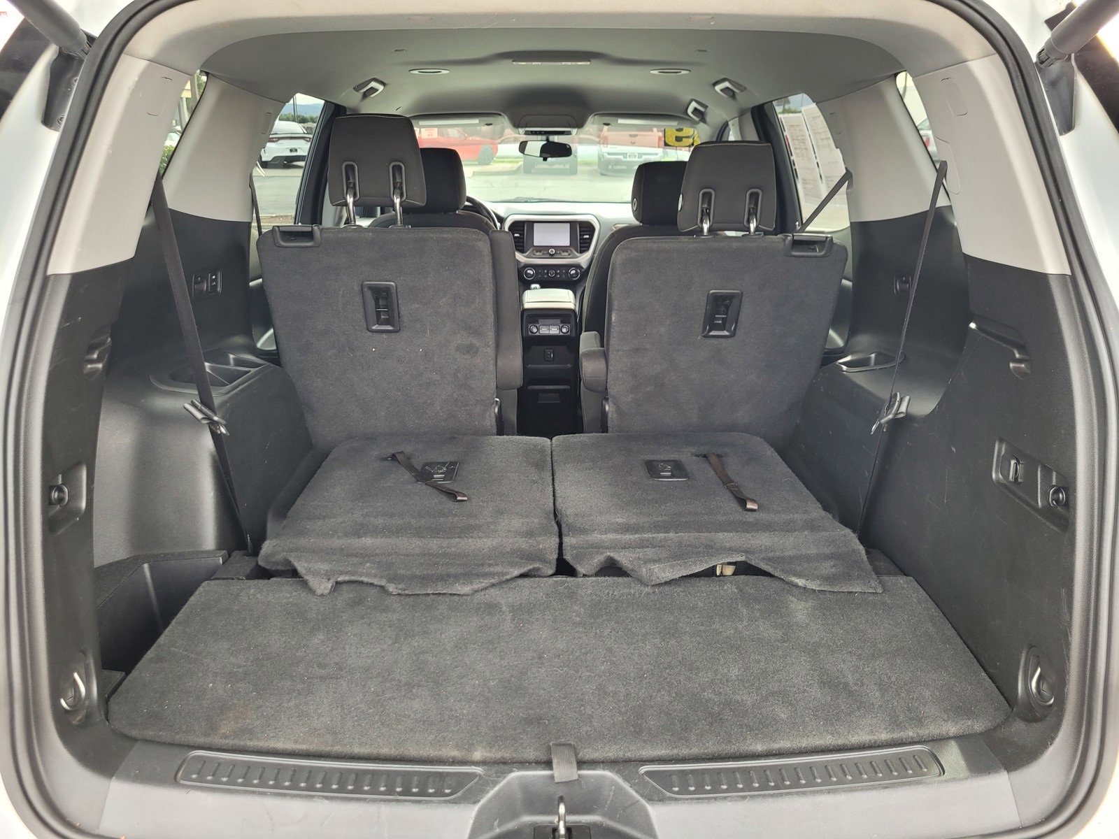 Used 2019 GMC Acadia SLE w/ Driver Alert Package I image 10