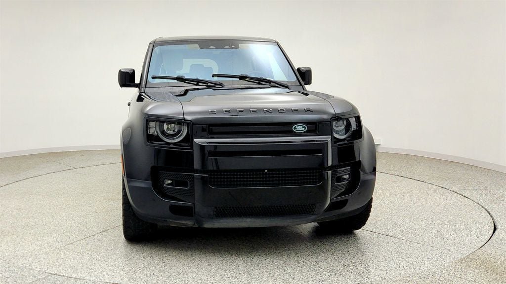Used 2020 Land Rover Defender 110 SE AWD/4WD image 2
