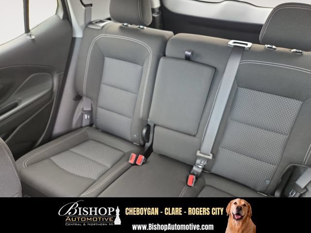 Used 2024 GMC Terrain SLE w/ LPO, Floor Liner Package FWD image 13