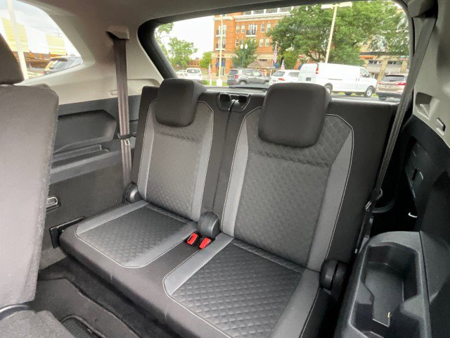 Used 2021 Volkswagen Tiguan S image 28