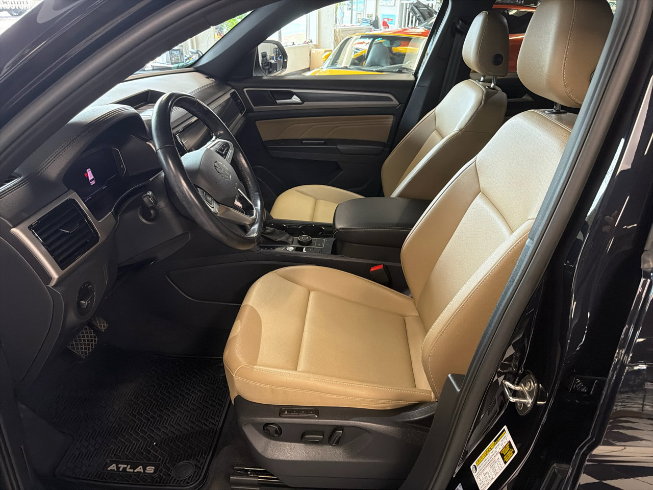 Used 2020 Volkswagen Atlas Cross Sport SEL image 12