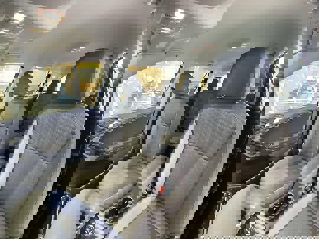 Used 2019 Volkswagen Tiguan S image 14