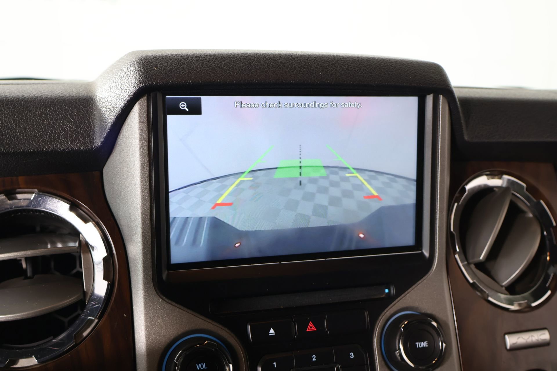 Used 2015 Ford F250 Lariat w/ Chrome Package image 6