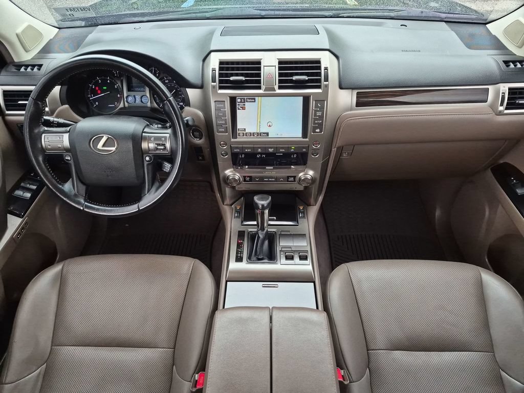 Used 2018 Lexus GX 460 w/ Navigation Package AWD/4WD image 31