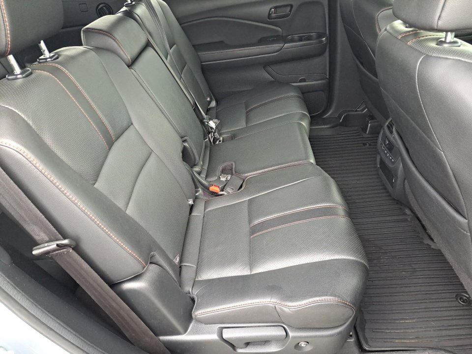 Used 2022 Honda Pilot TrailSport image 18