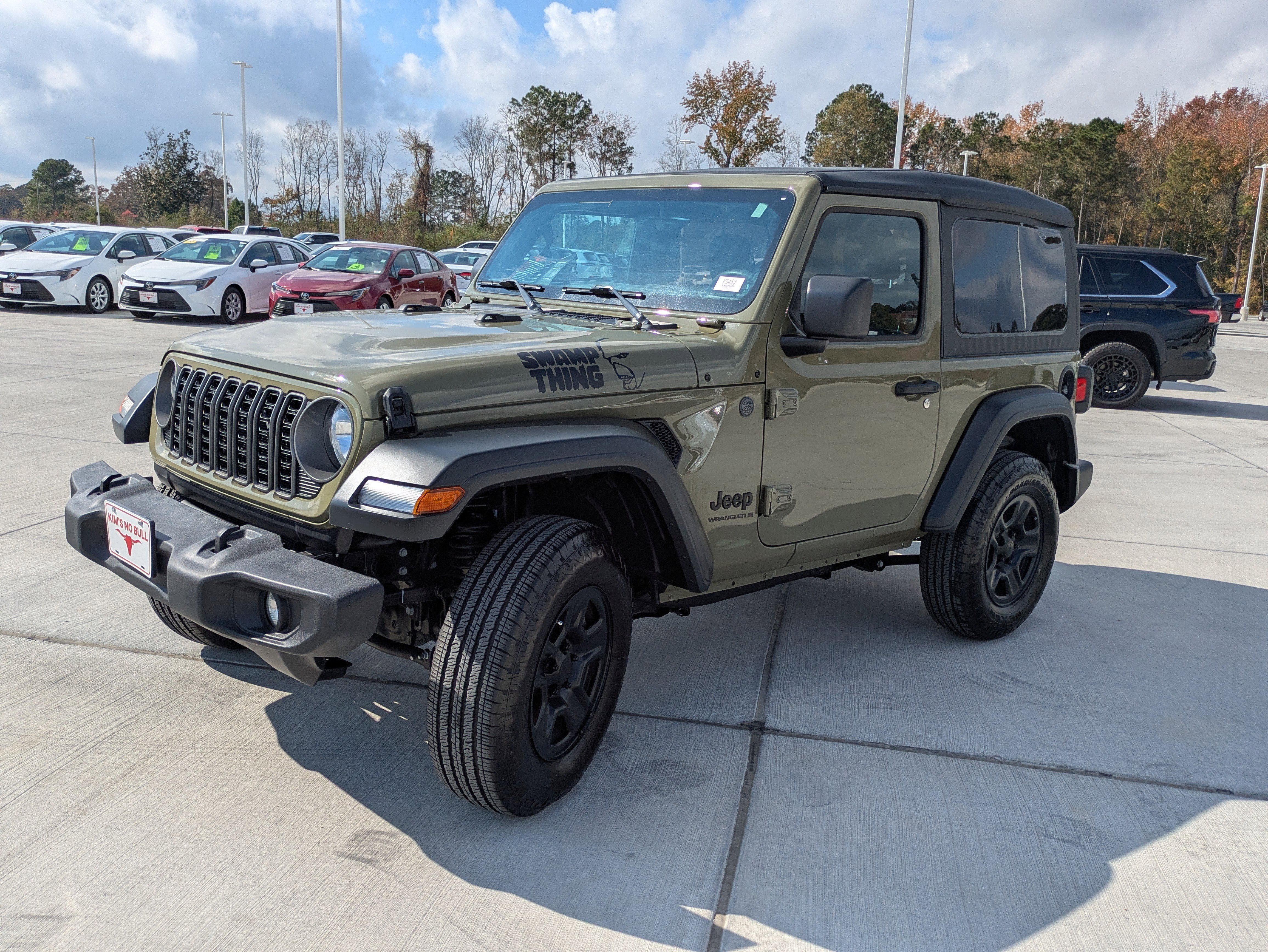 Used 2025 Jeep Wrangler Sport AWD/4WD image 3