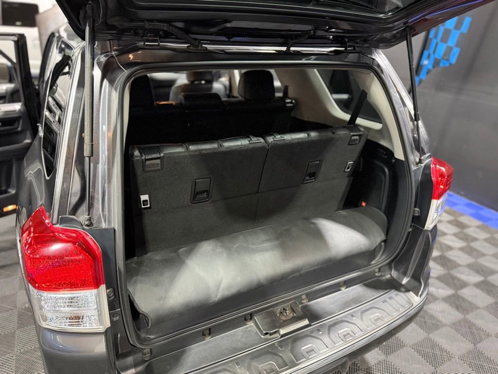 Used 2011 Toyota 4Runner Limited image 24