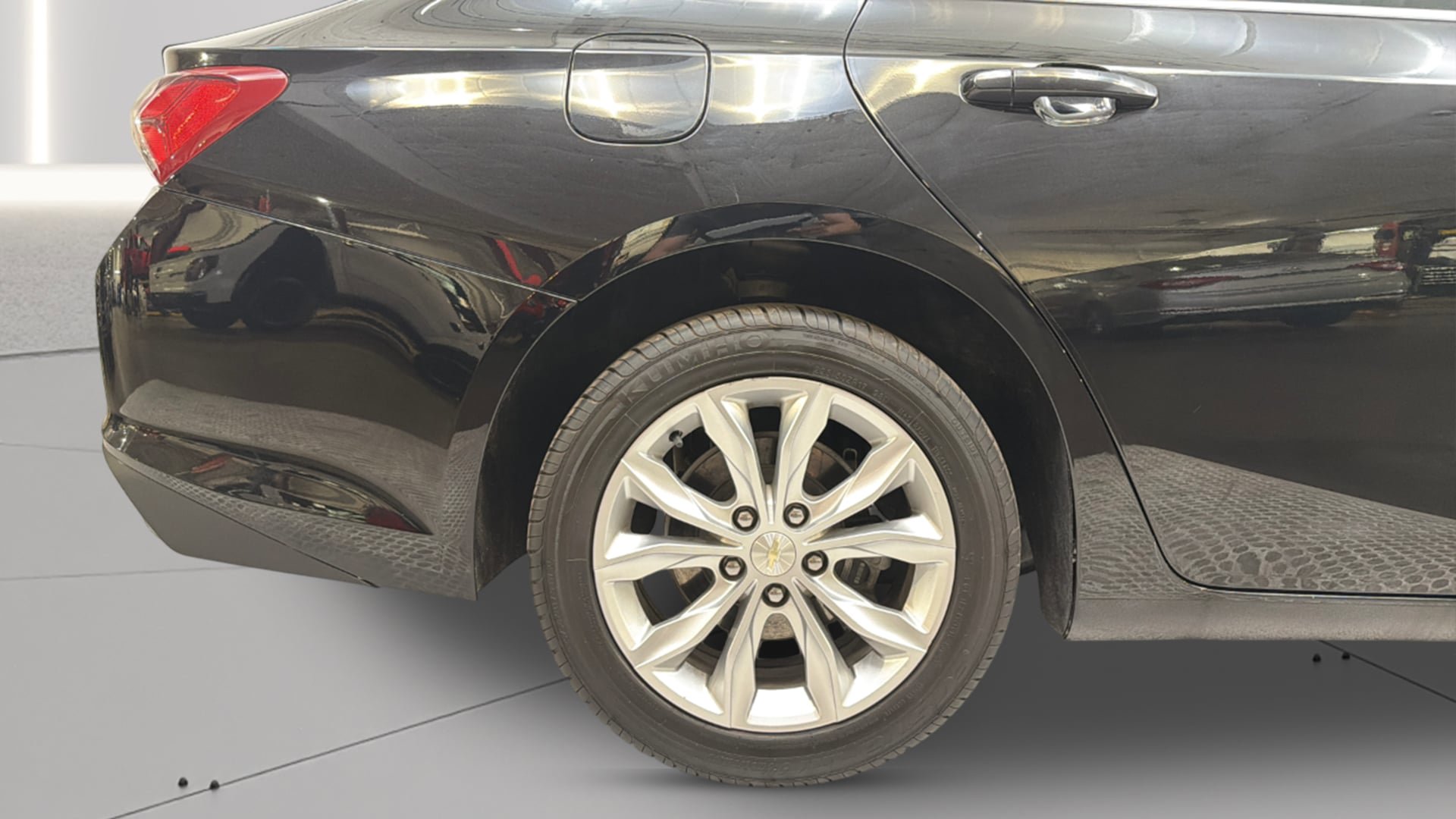 Used 2019 Chevrolet Malibu LT w/ Driver Confidence Package FWD image 35