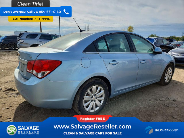 Used 2011 Chevrolet Cruze LT FWD image 4