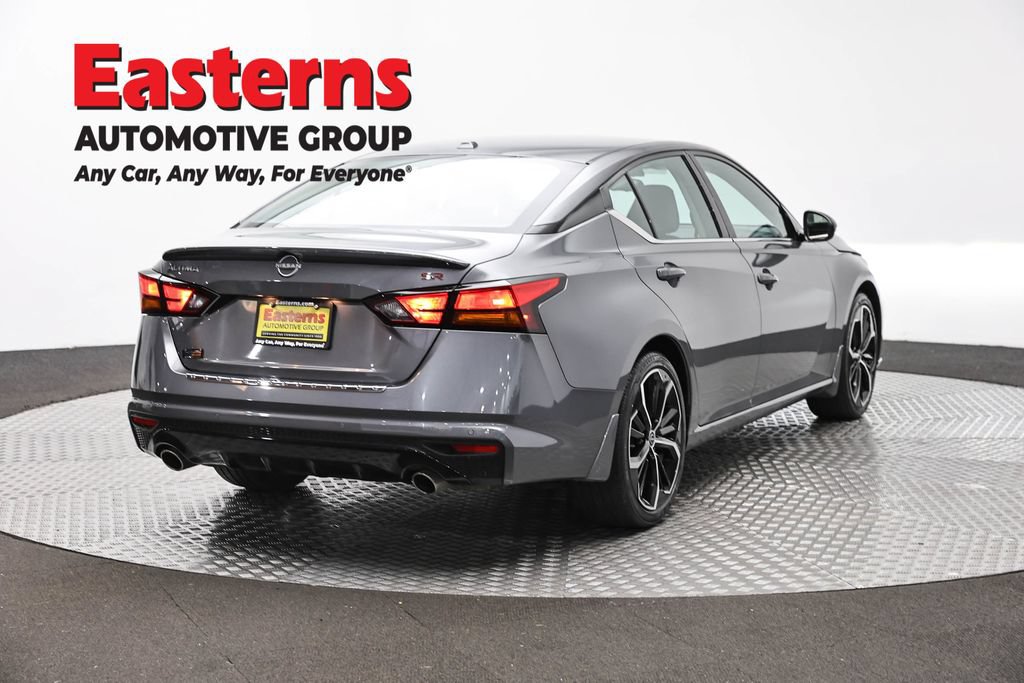 Used 2023 Nissan Altima 2.5 SR FWD image 4