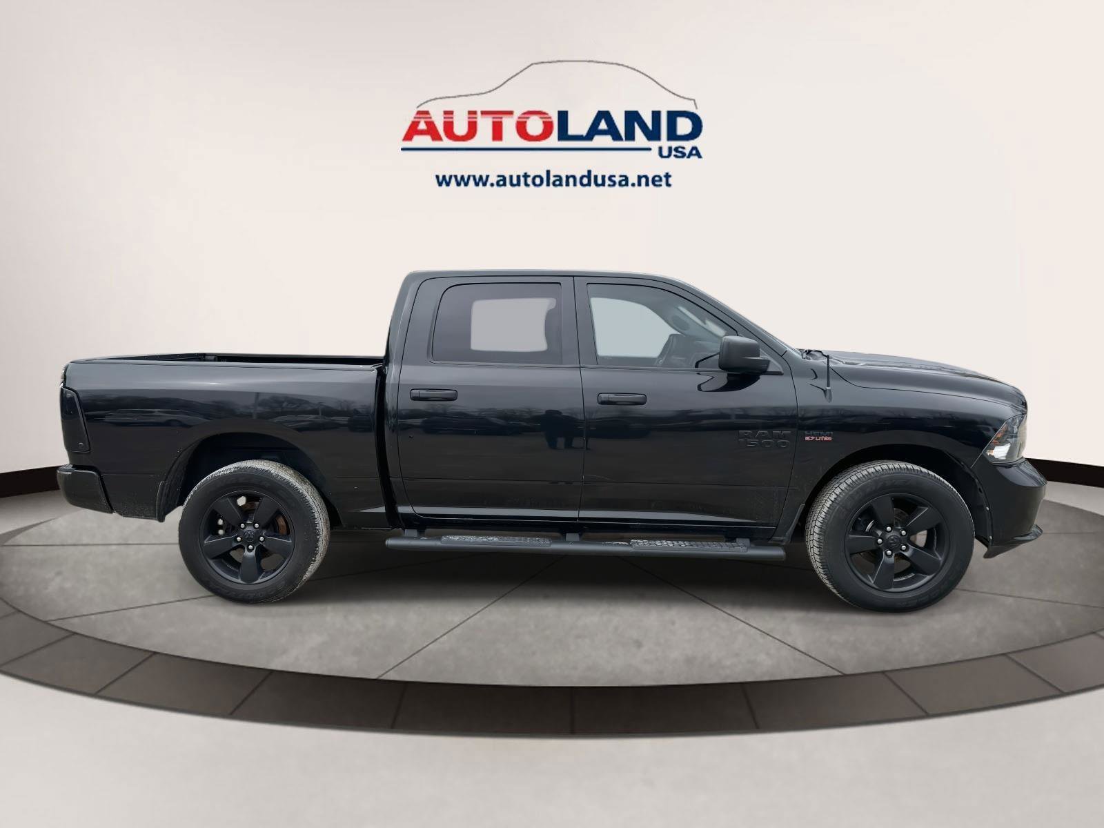 Used 2016 RAM 1500 Express w/ Black Ram 1500 Express Group image 3