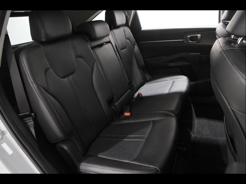 Used 2022 Kia Sorento S image 20