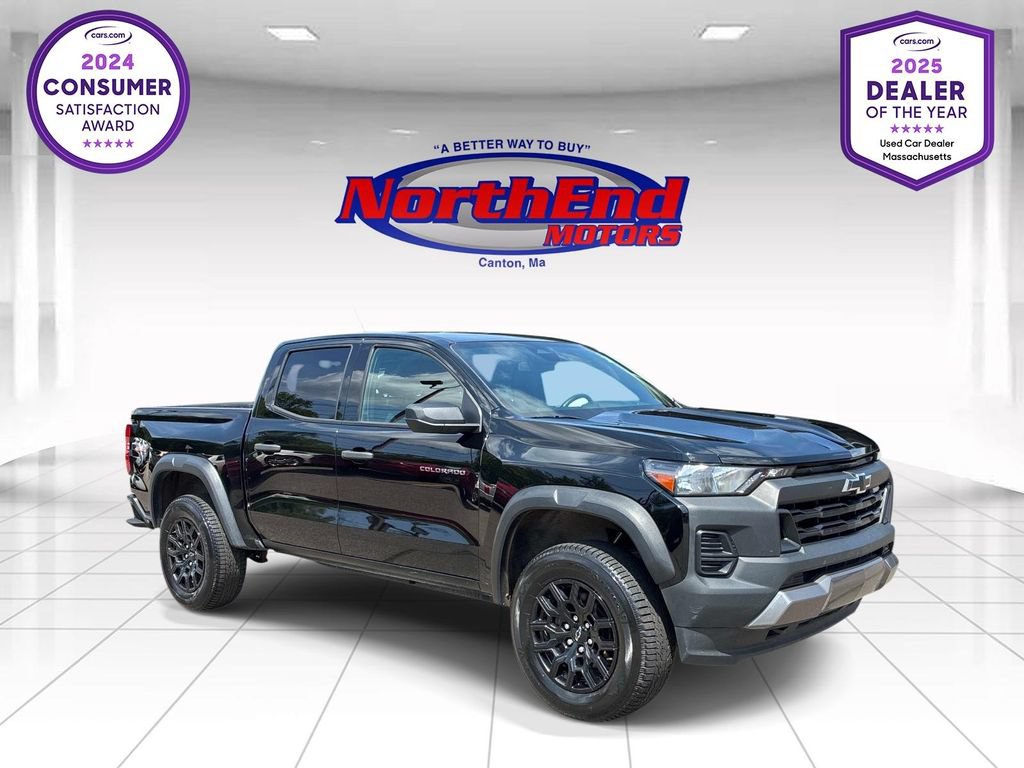 Used 2024 Chevrolet Colorado Trail Boss w/ Advanced Trailering Package AWD/4WD image 1