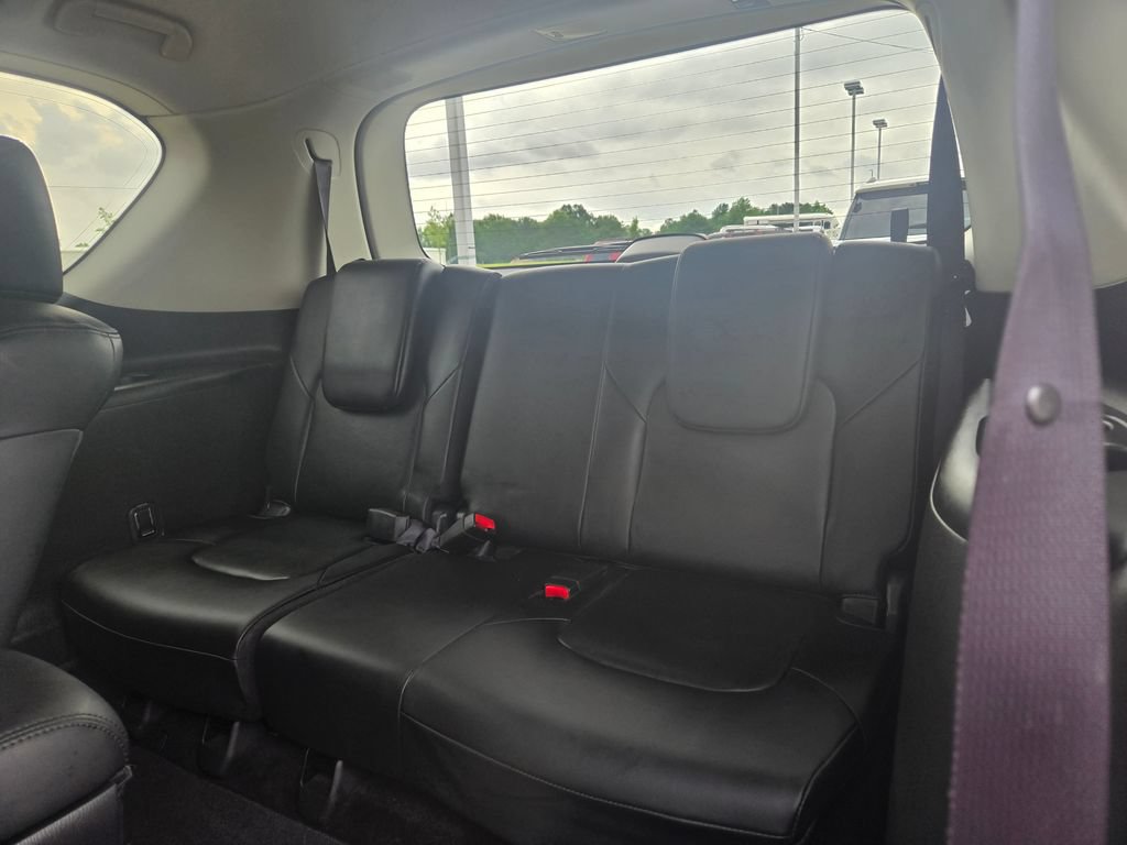 Used 2023 Nissan Armada SL w/ Captain's Chairs Package RWD image 9