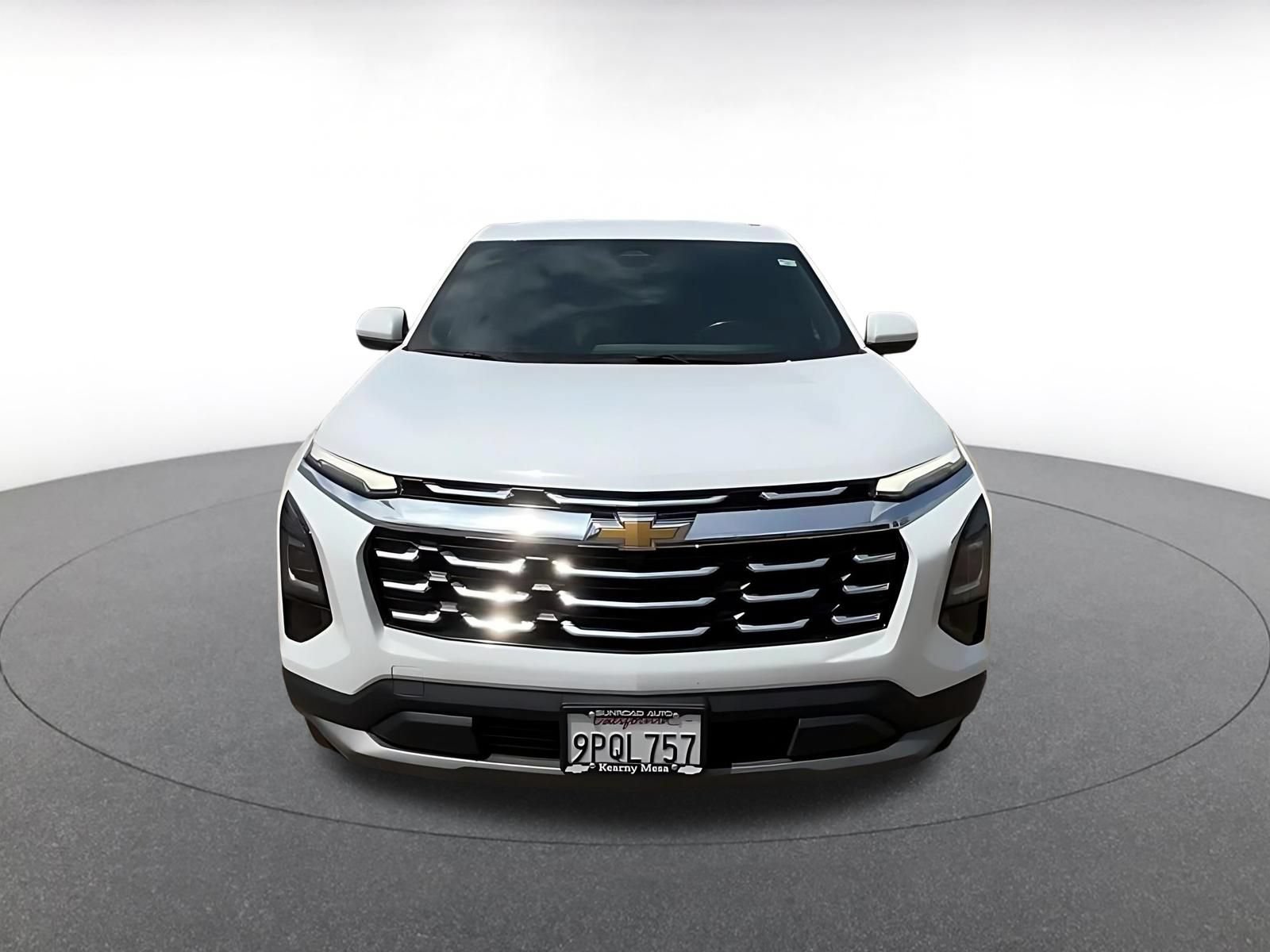 Used 2025 Chevrolet Equinox LT FWD image 4