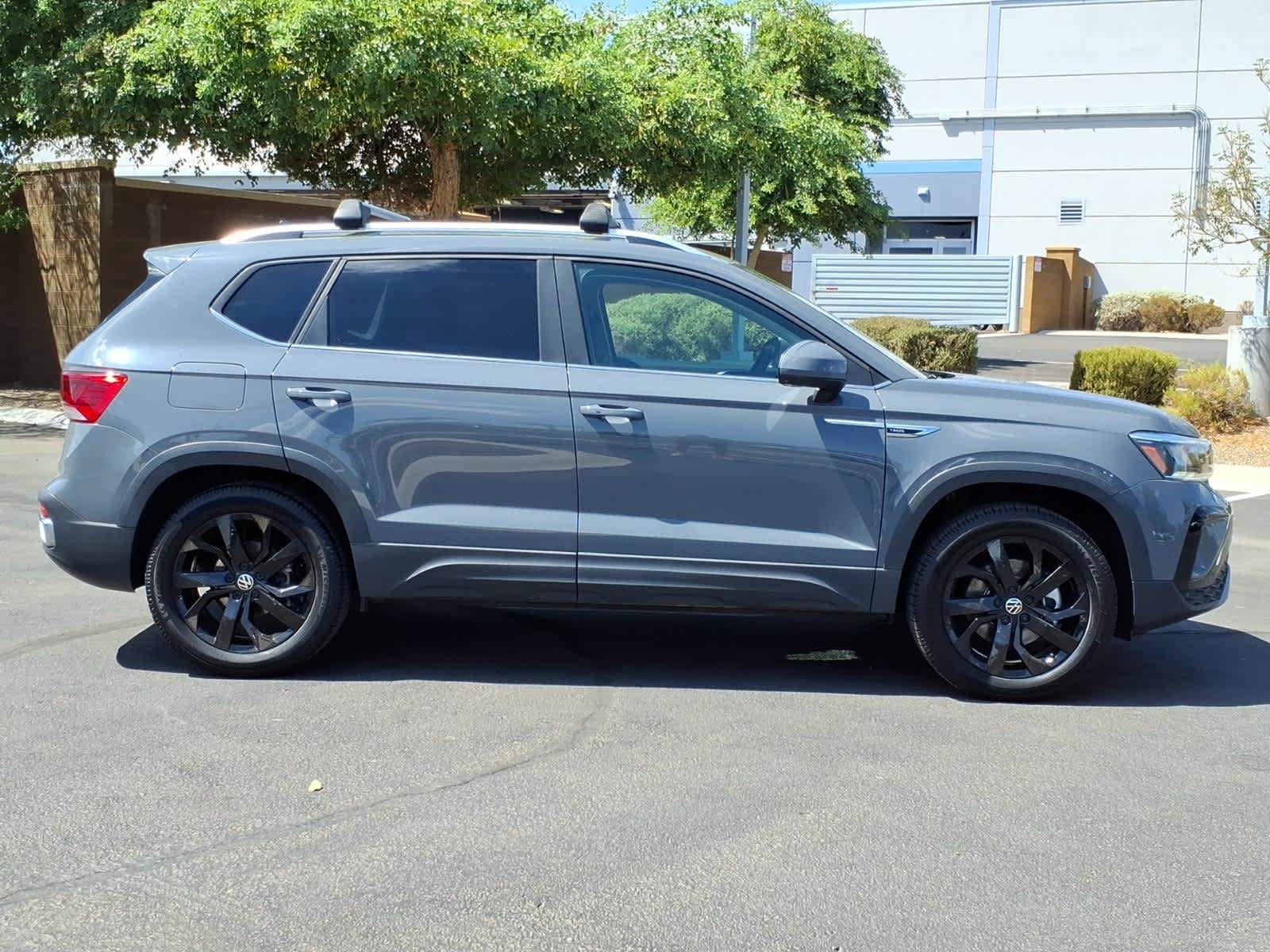 Used 2022 Volkswagen Taos SE AWD/4WD image 8