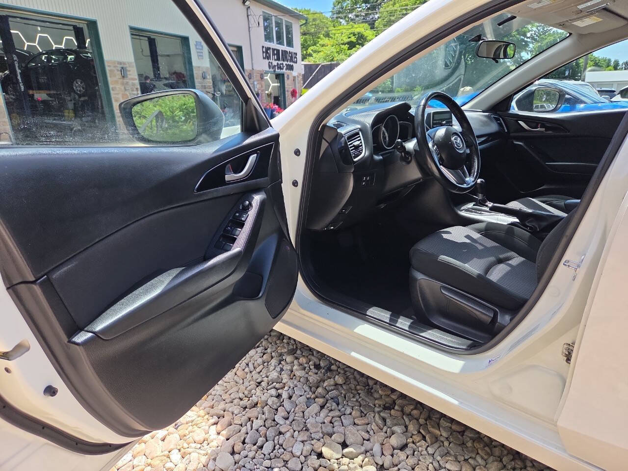Used 2014 MAZDA MAZDA3 i Touring FWD image 15