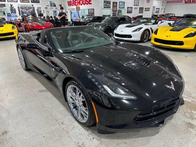 Used 2018 Chevrolet Corvette Stingray Convertible w/ Carbon Flash Badge Package RWD image 7