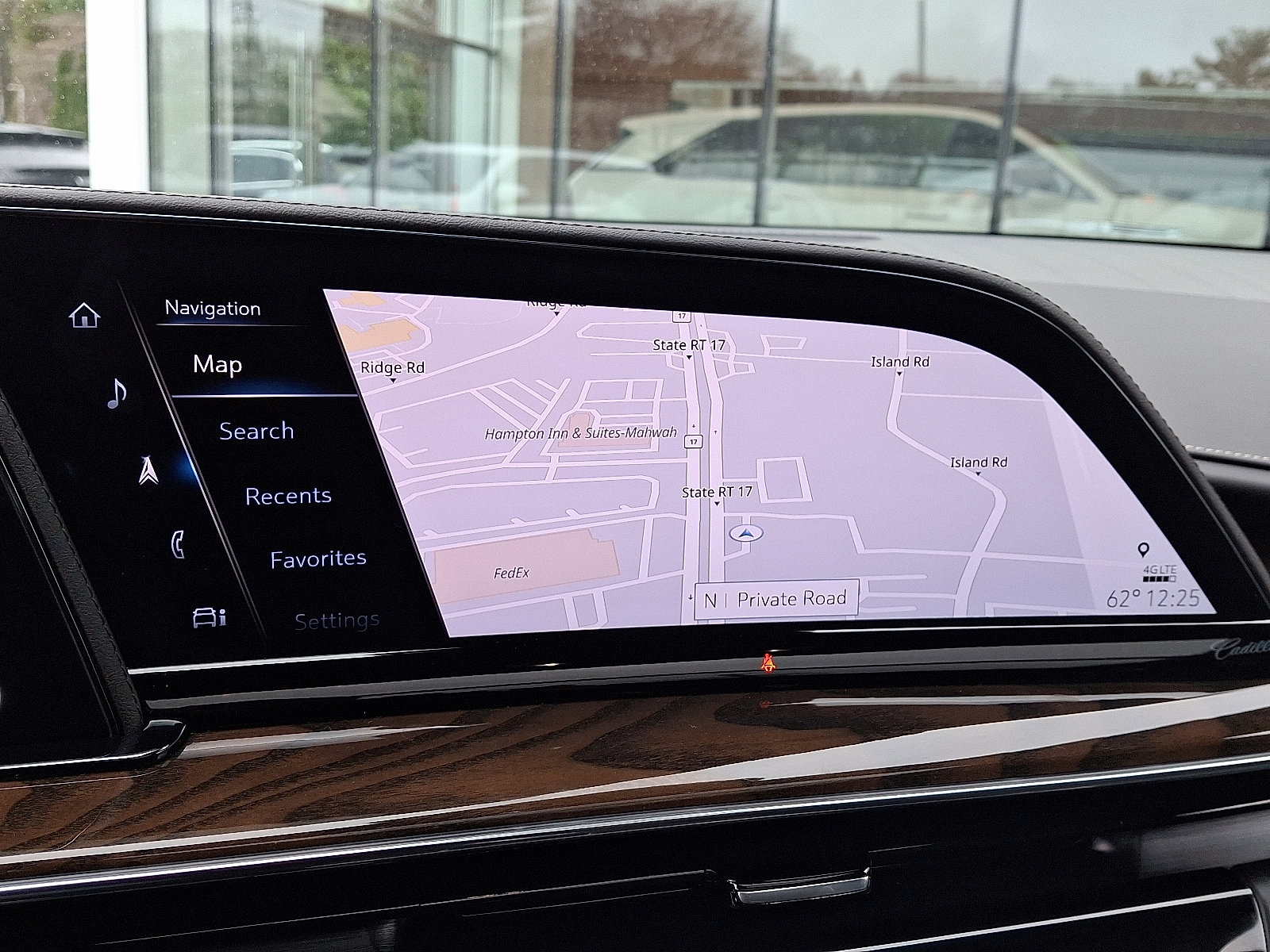 Used 2023 Cadillac Escalade ESV Sport Platinum w/ LPO, ONYX Package image 31