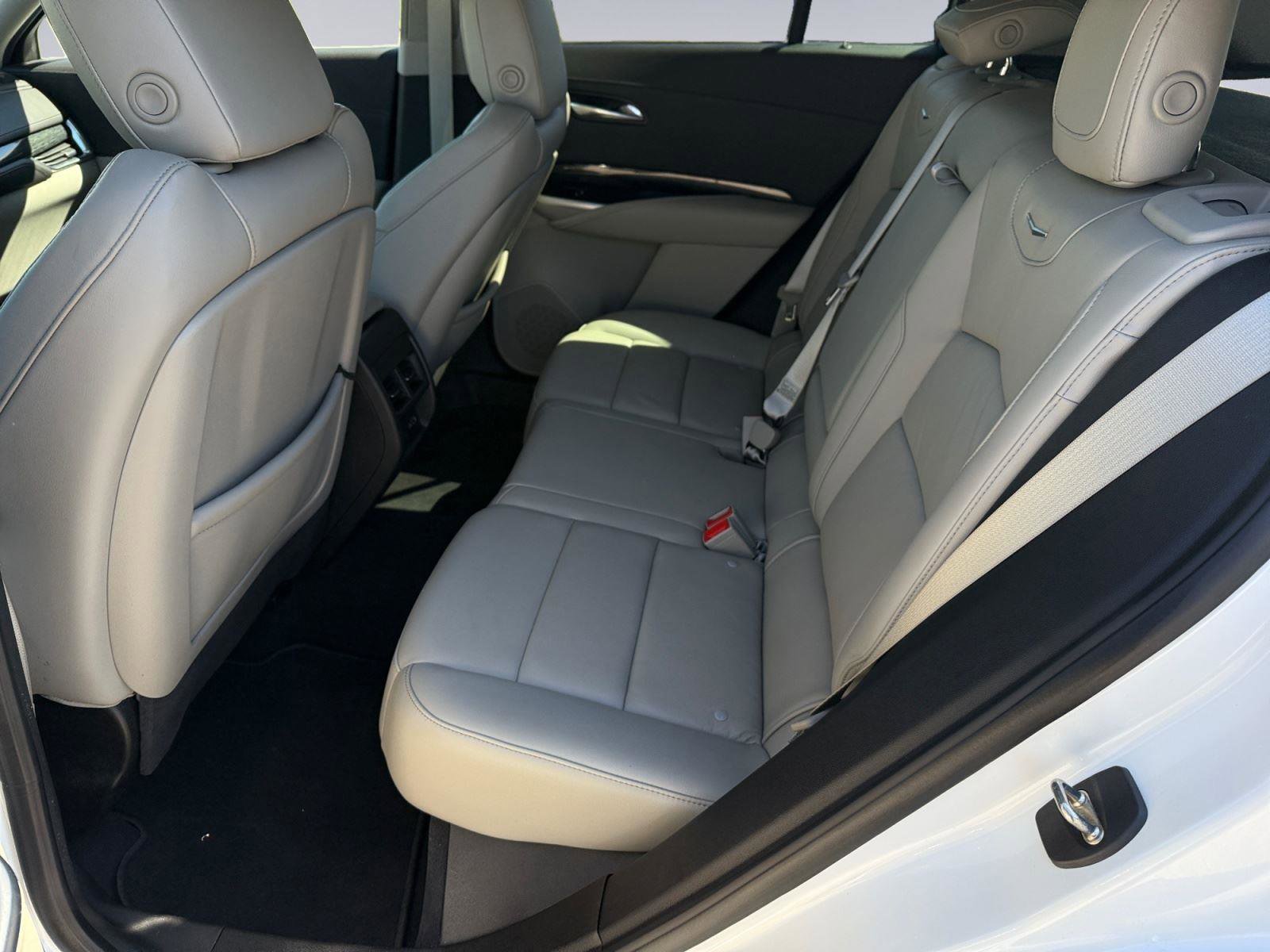 Used 2021 Cadillac XT4 Premium Luxury w/ Driver Assist Package image 15