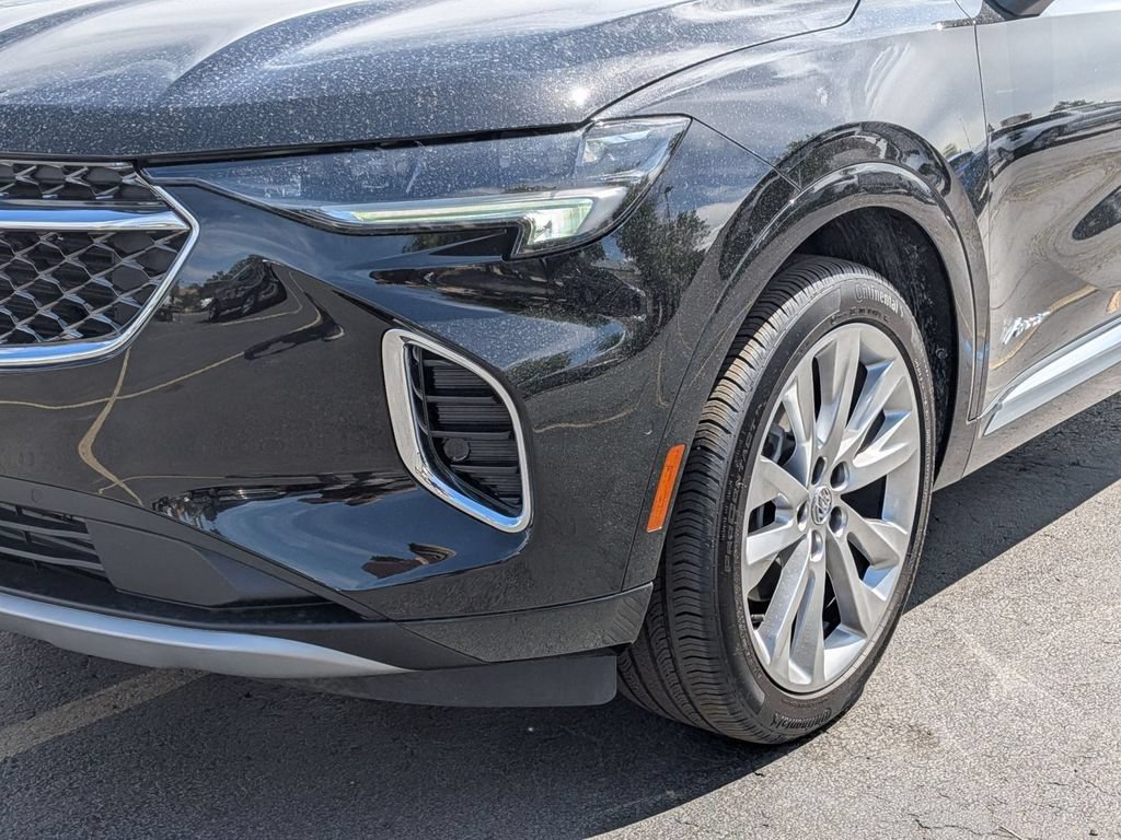 Used 2023 Buick Envision Avenir AWD/4WD image 9