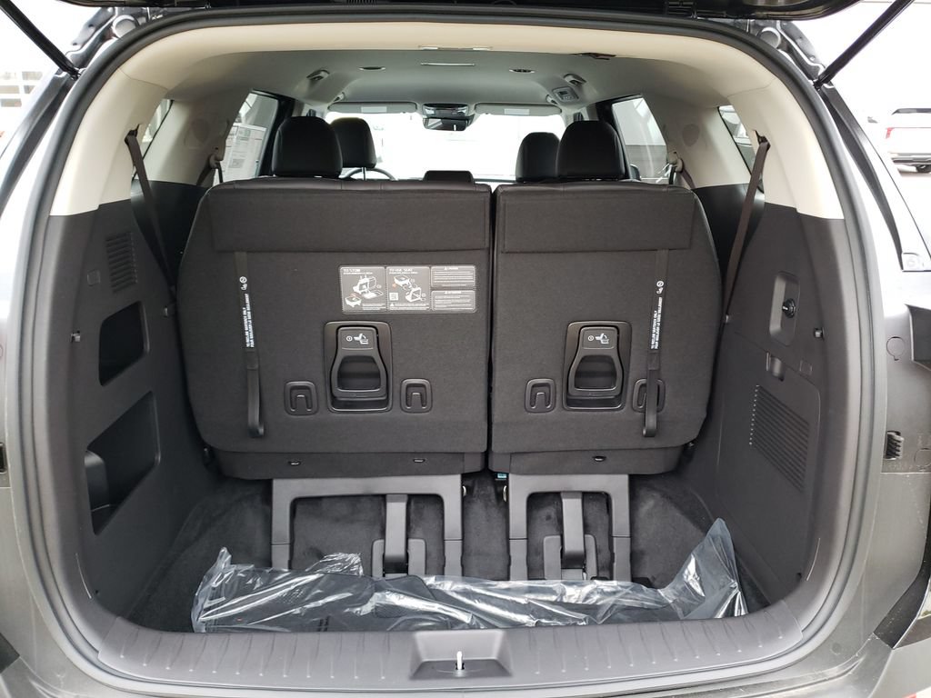 New 2026 Kia Carnival FWD image 6