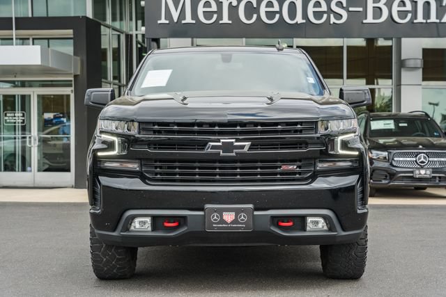 Used 2022 Chevrolet Silverado 1500 LT Trail Boss w/ LPO, Dark Essentials Package AWD/4WD image 2