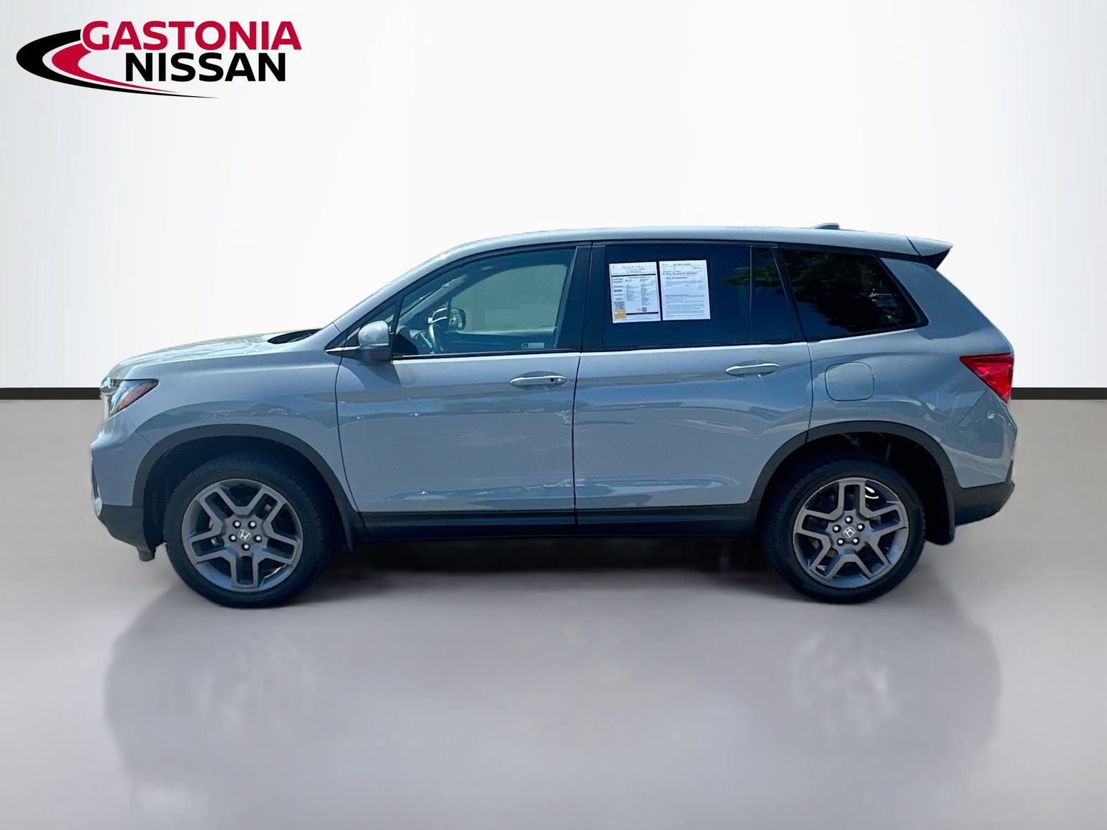 Used 2023 Honda Passport EX-L image 5