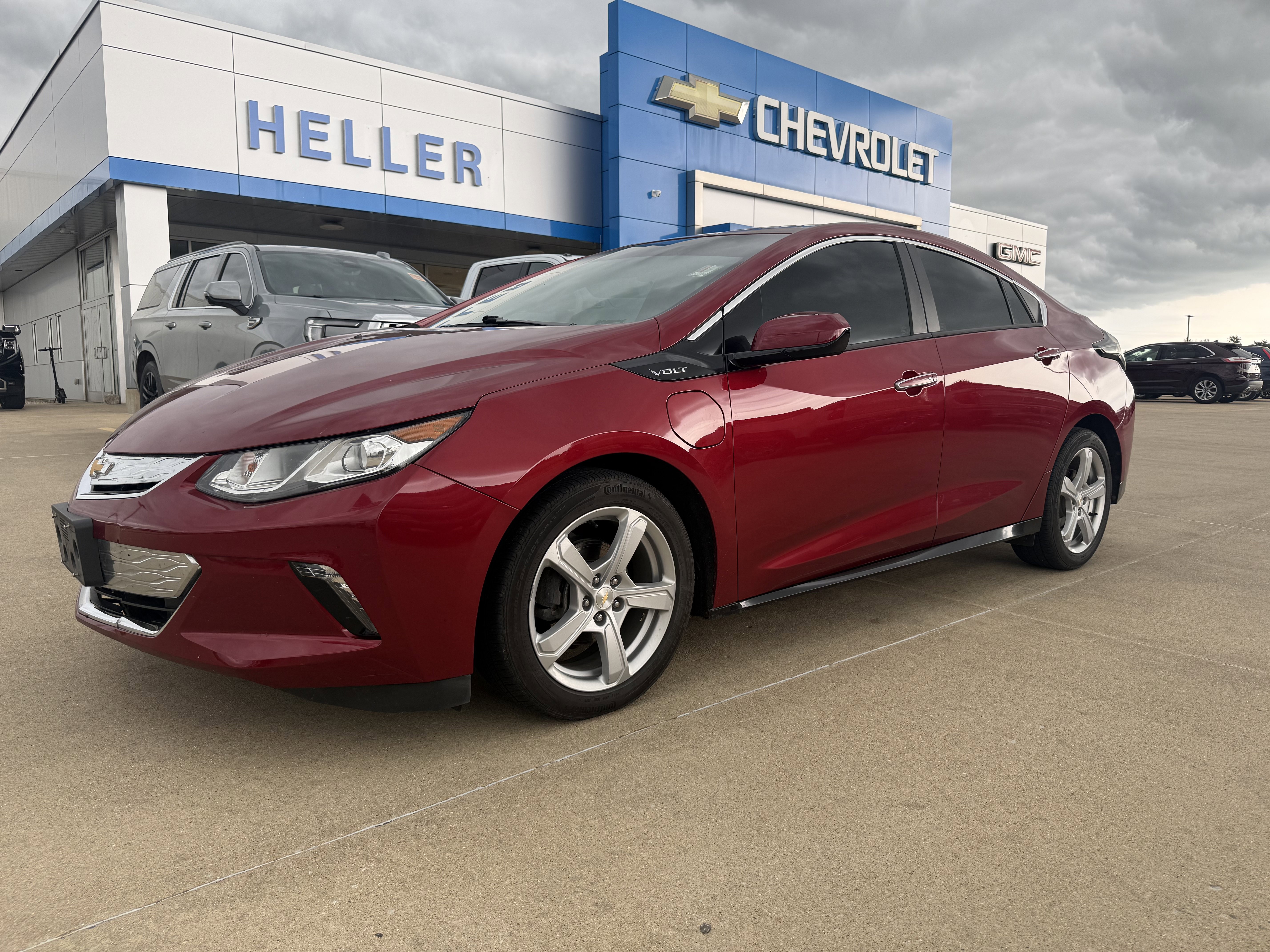 Used 2019 Chevrolet Volt LT w/ LT Driver Confidence Package FWD image 3