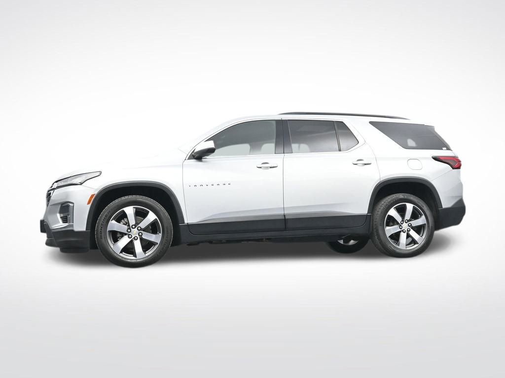 Used 2022 Chevrolet Traverse LT w/ LT Premium Package image 46