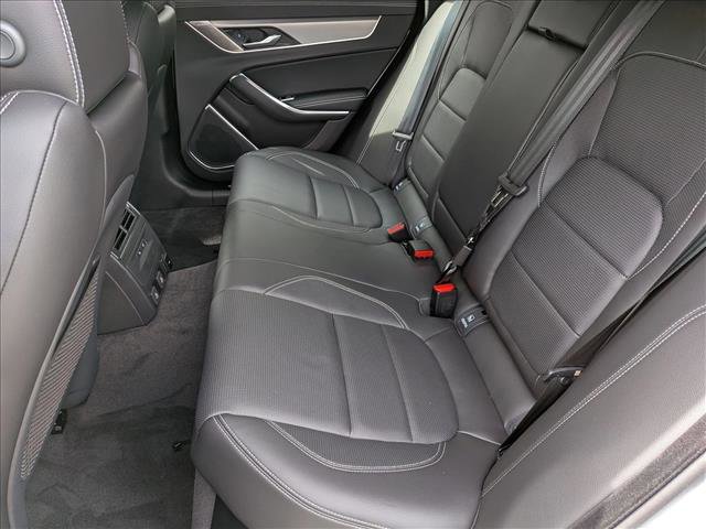 New 2024 Jaguar XF R-Dynamic SE image 15