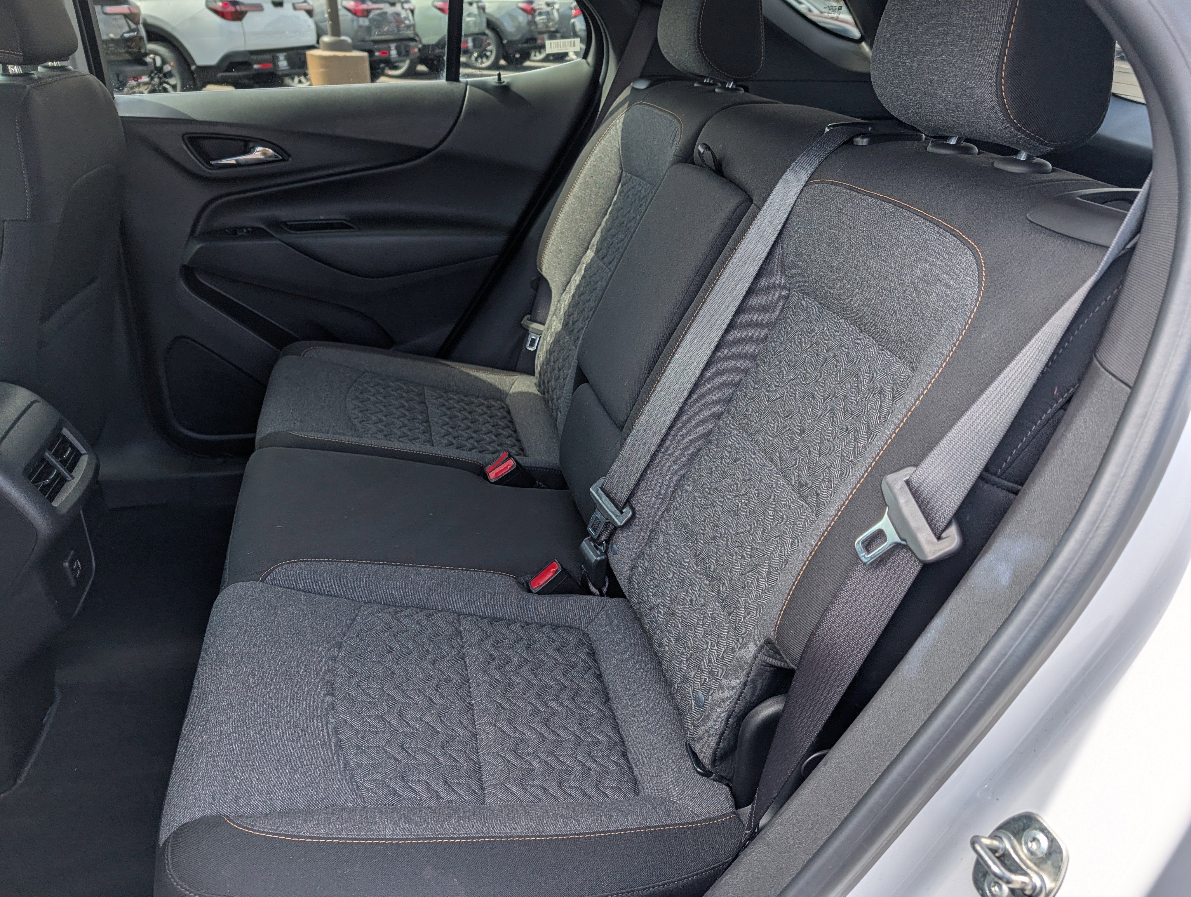 Used 2024 Chevrolet Equinox LT AWD/4WD image 12