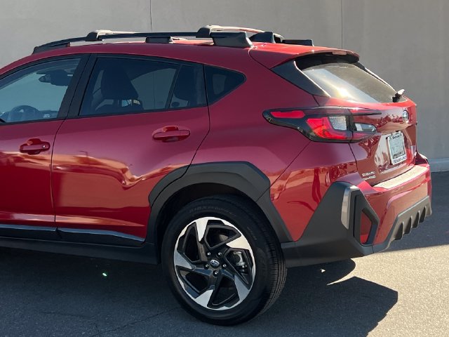 Used 2024 Subaru Crosstrek 2.5i Limited w/ Crosstrek Mirror Package AWD/4WD image 8