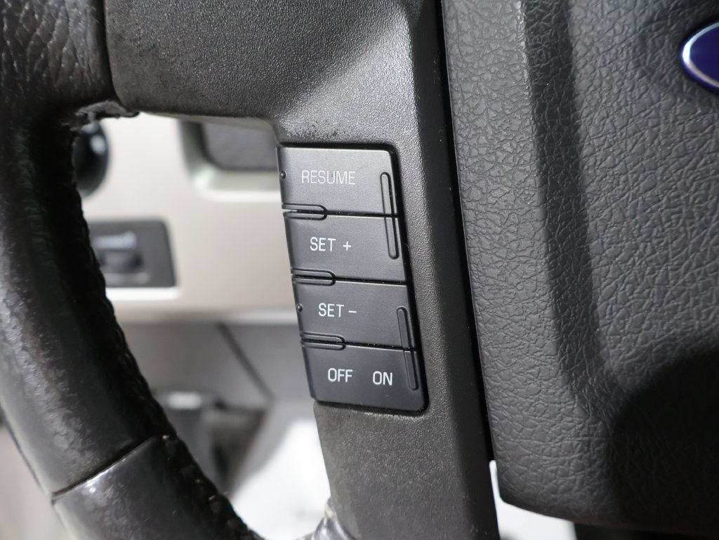 Used 2010 Ford F150 Lariat AWD/4WD image 29