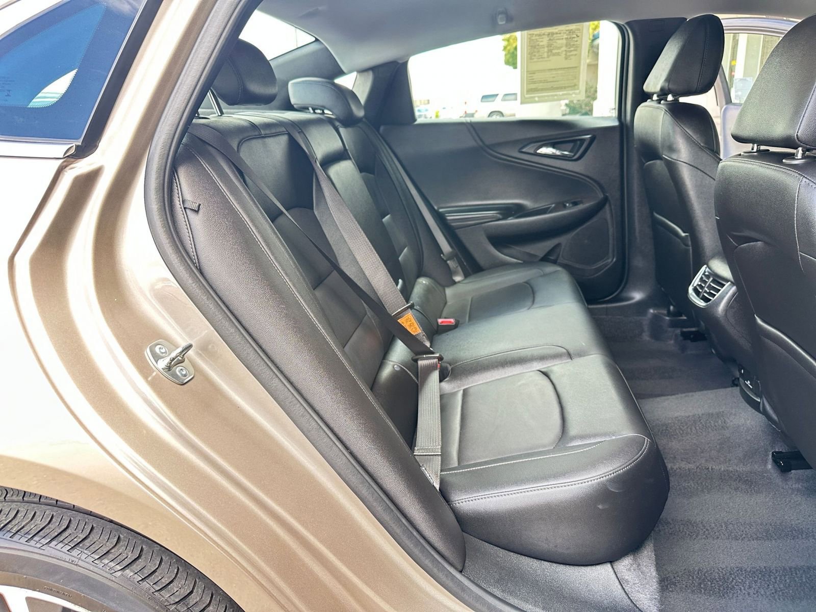 Used 2024 Chevrolet Malibu LT image 39