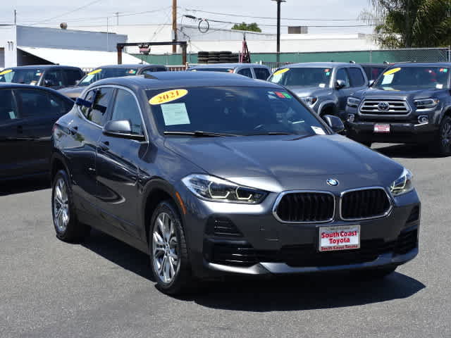 Used 2021 BMW X2 sDrive28i w/ Convenience Package FWD image 2
