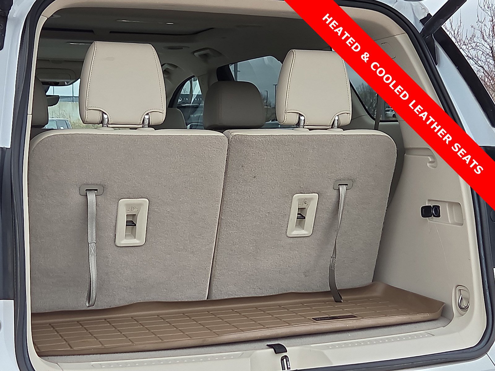 Used 2020 GMC Acadia Denali w/ Trailering Package image 9