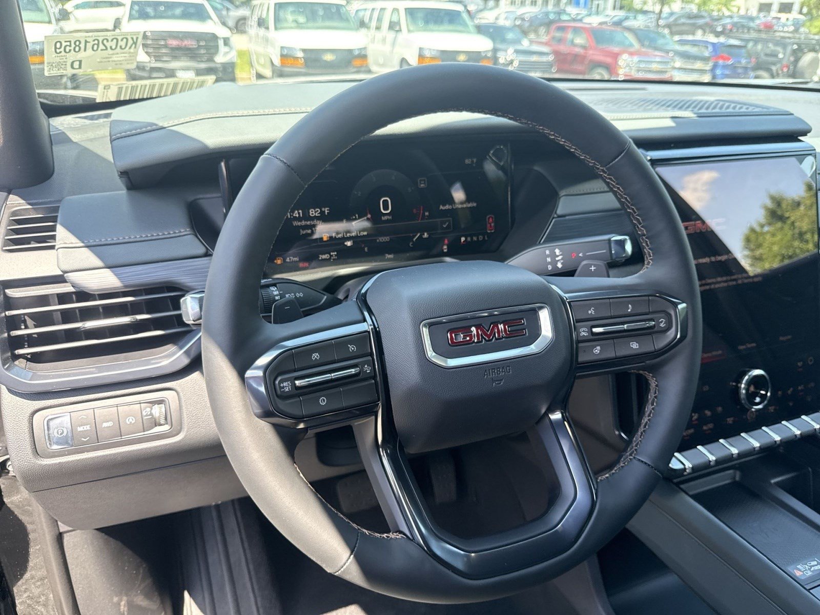 New 2026 GMC Acadia AT4 w/ Luxury Package AWD/4WD image 14