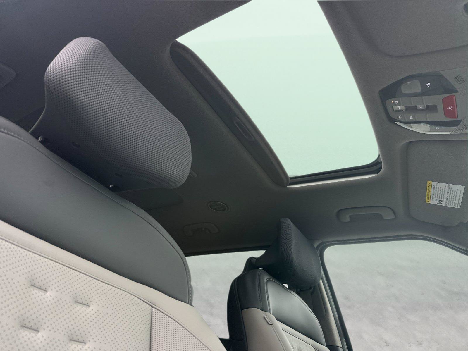 New 2026 Kia EV9 Wind AWD/4WD image 18