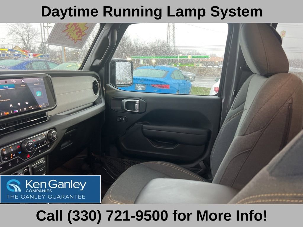 Used 2025 Jeep Gladiator Sport image 41