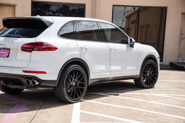 Used 2015 Porsche Cayenne S AWD/4WD image 50
