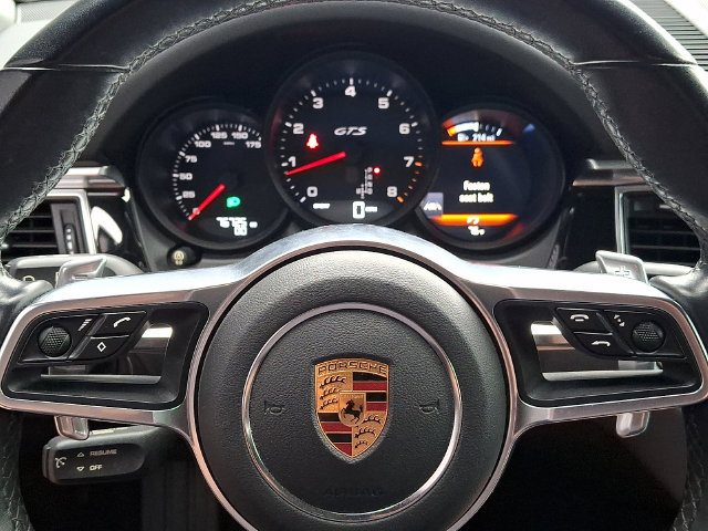 Used 2018 Porsche Macan GTS AWD/4WD image 23