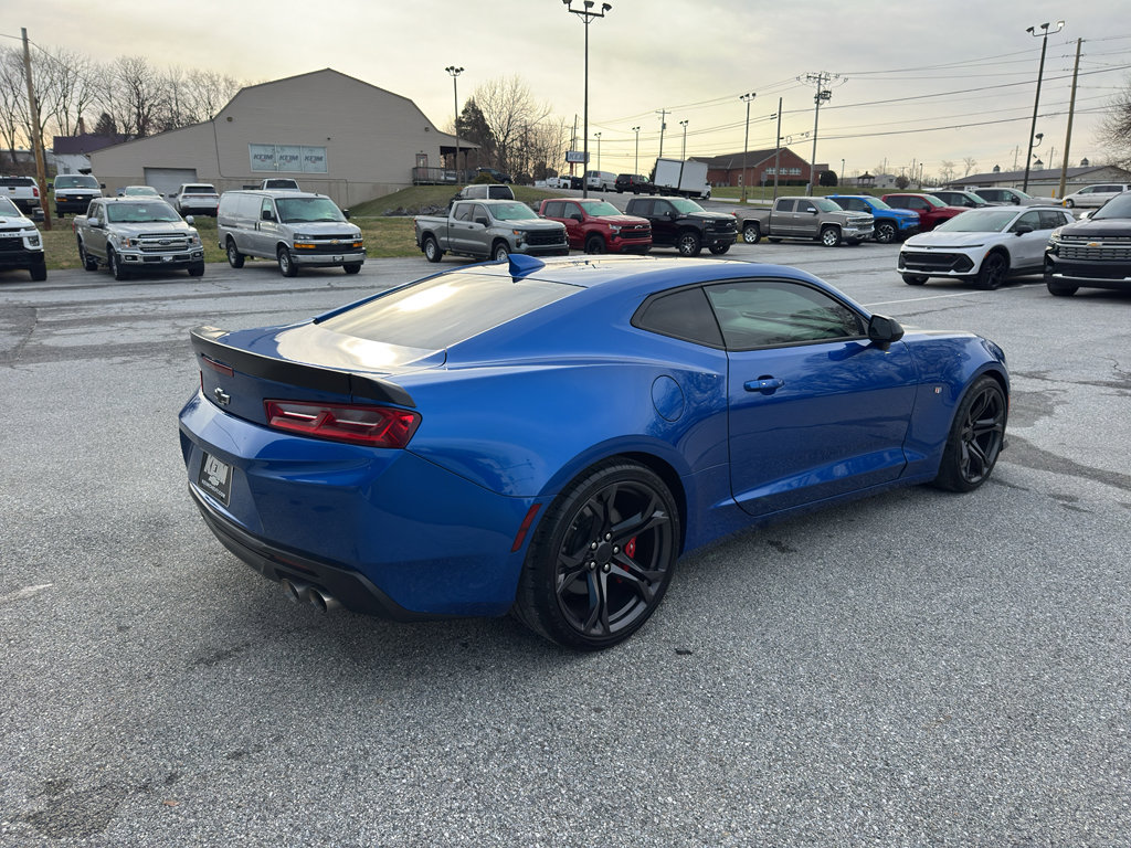 Used 2018 Chevrolet Camaro SS image 5